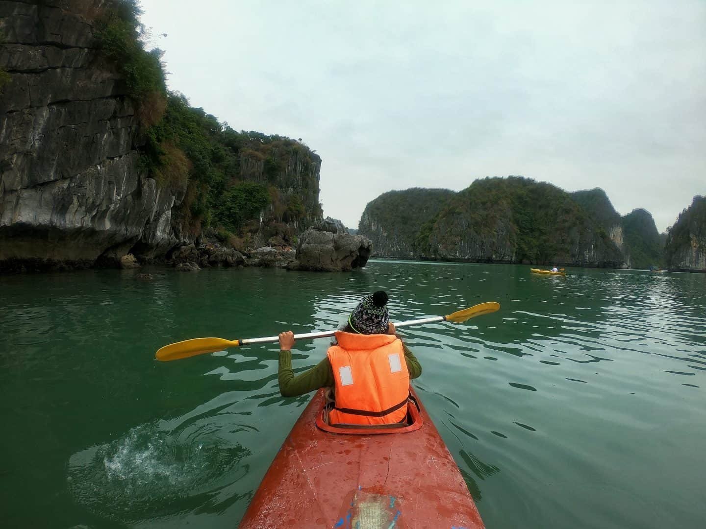 Kayaking in Cat Ba